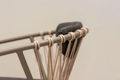 Designstuhl Baga mit zweiteiger Polsterung braun