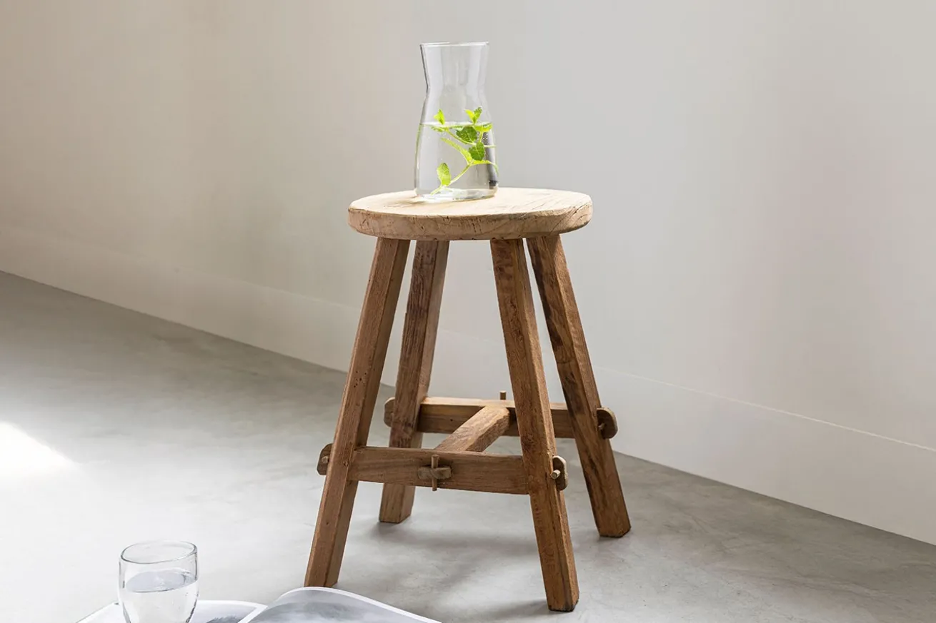 Hocker Agung rund recycletes Teakholz
