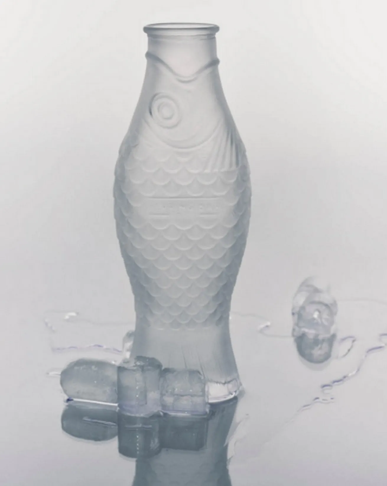 Karaffe Fish & Fish Glas gefrostet H 29 cm