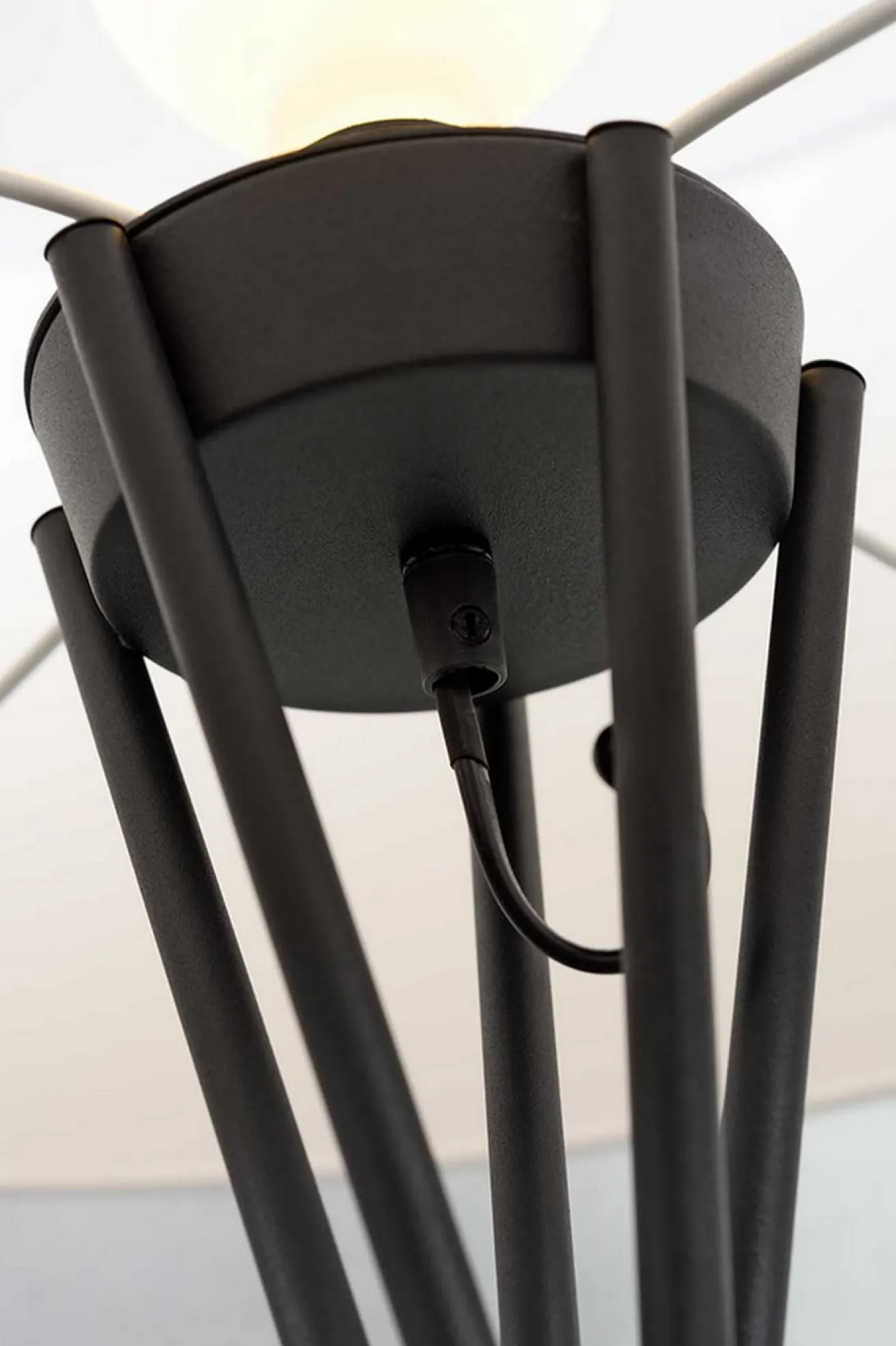 Stehlampe Lima schwarz natur H 170