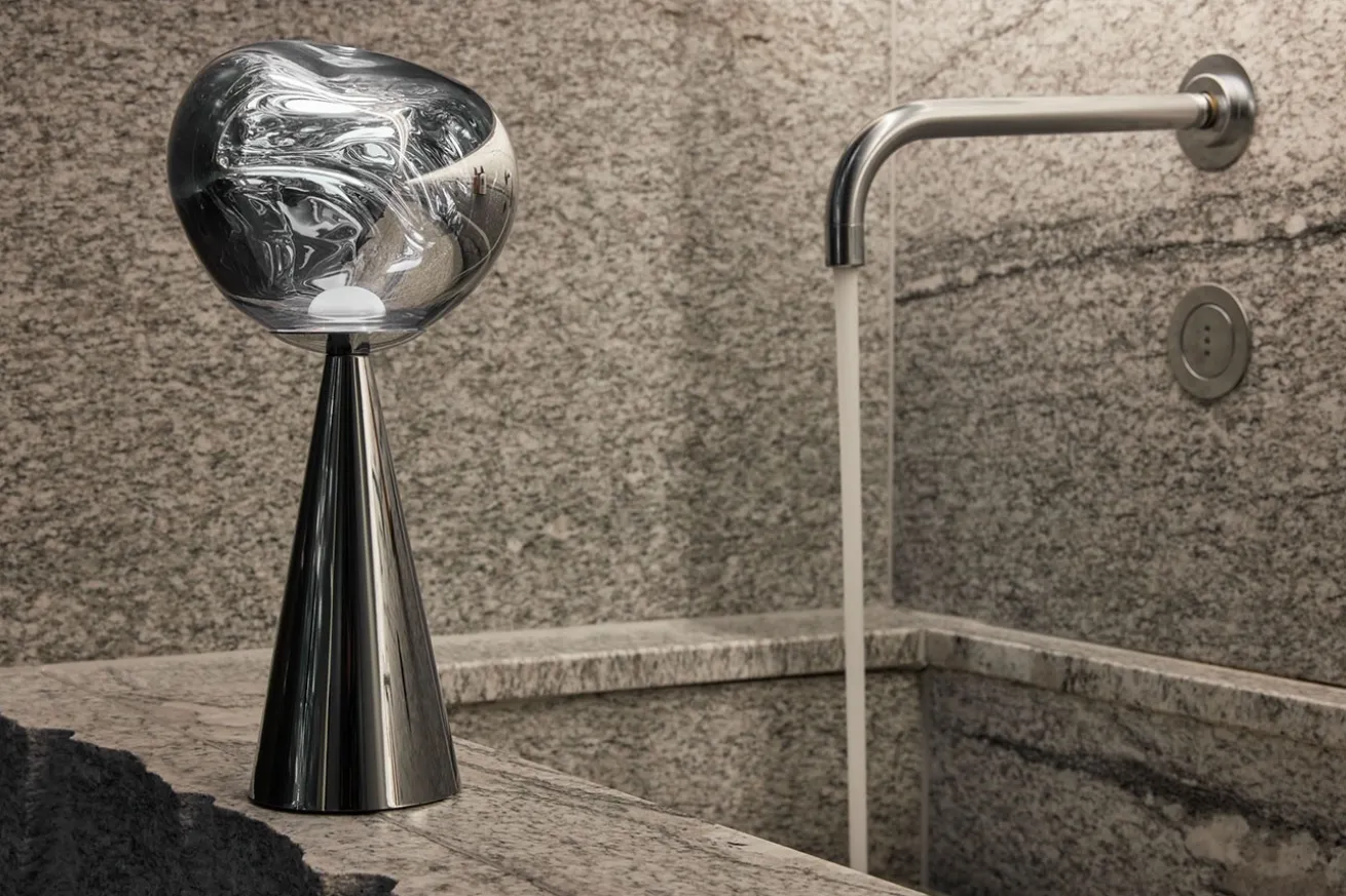 Tischlampe Melt schwarz